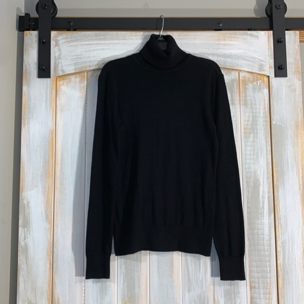 ❄️Champs Turtle Neck long sleeve thin sweater